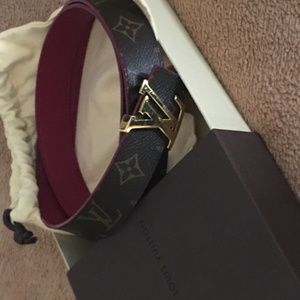 Louis Vuitton Initials 90mm belt